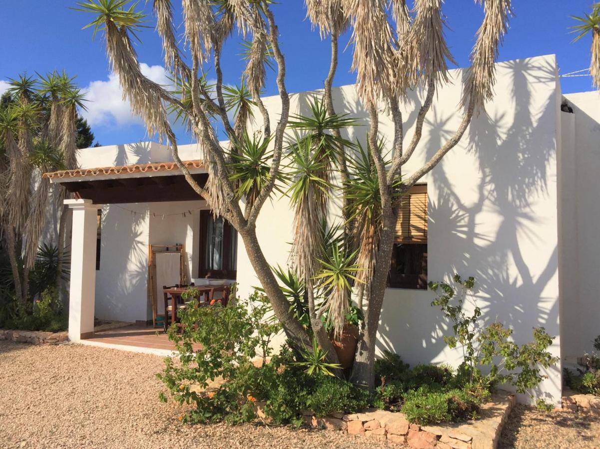 Apartamentos Laura Playa De Migjorn 외부 사진