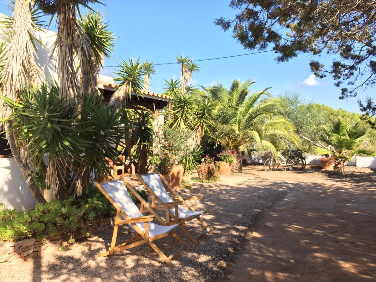 Apartamentos Laura Playa De Migjorn 외부 사진