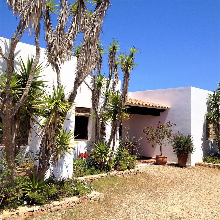 Apartamentos Laura Playa De Migjorn 외부 사진