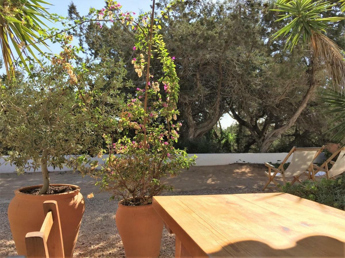 Apartamentos Laura Playa De Migjorn 외부 사진